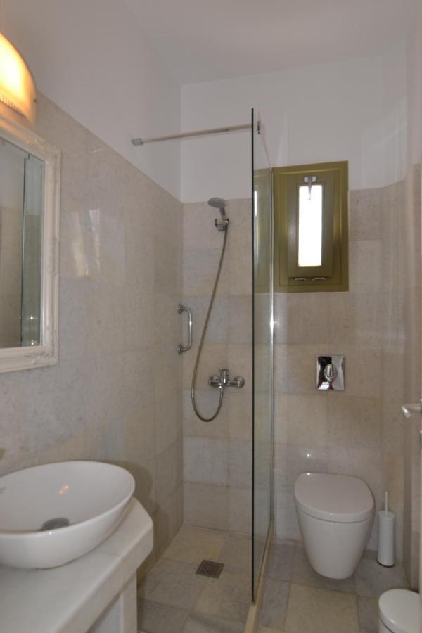 Artemis Hotel Antiparos Exterior photo