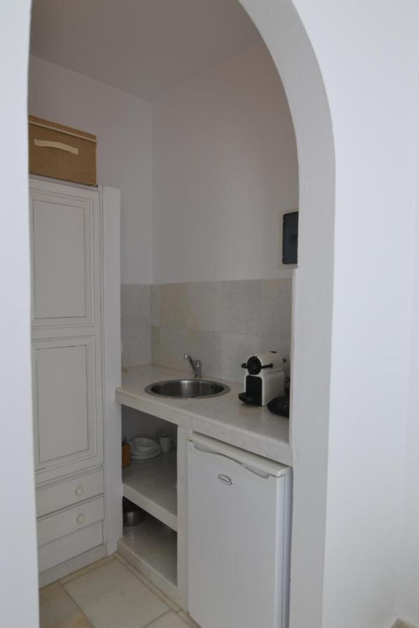 Artemis Hotel Antiparos Exterior photo